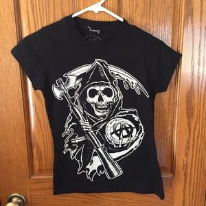 Sons of Anarchy logo tee size  M
